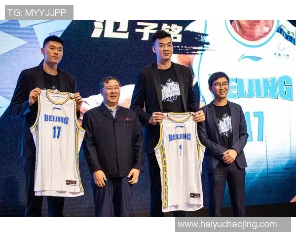 李慕豪：从篮球新星到职业生涯巅峰的成长之路与奋斗历程